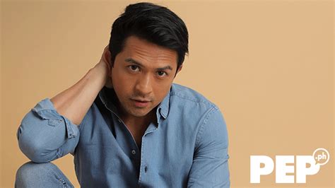 Dennis Trillo staying strong in showbiz .